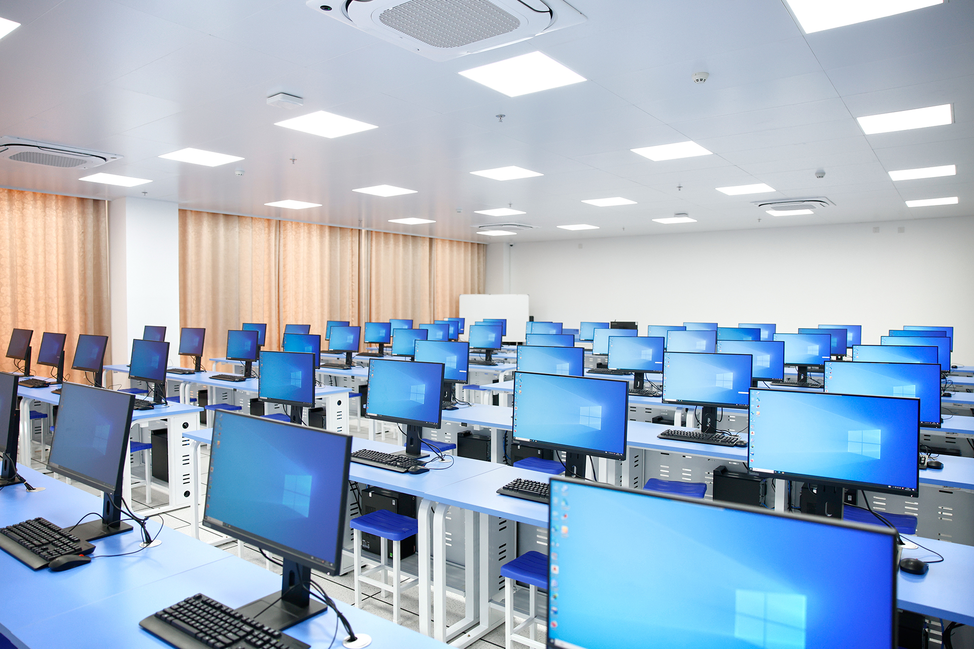 �����ʵ���ѧ����