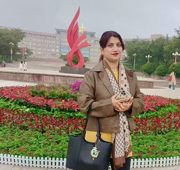 Nusrat Shaheen【巴基斯坦籍】