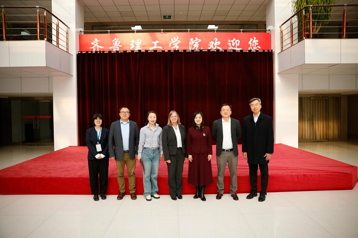 �¹�WMU�������Ŵ�����������У ���̹��ʽ���������ƪ