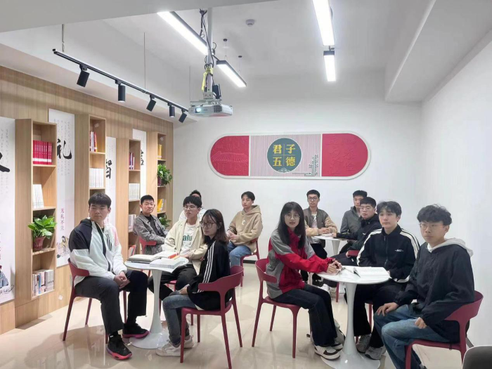 1715670921396099.png 图片2.png