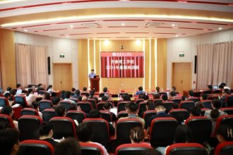 ѧУ�ٰ조�����о��ͽ�ѧ����Ľ̰���ơ���ѵ