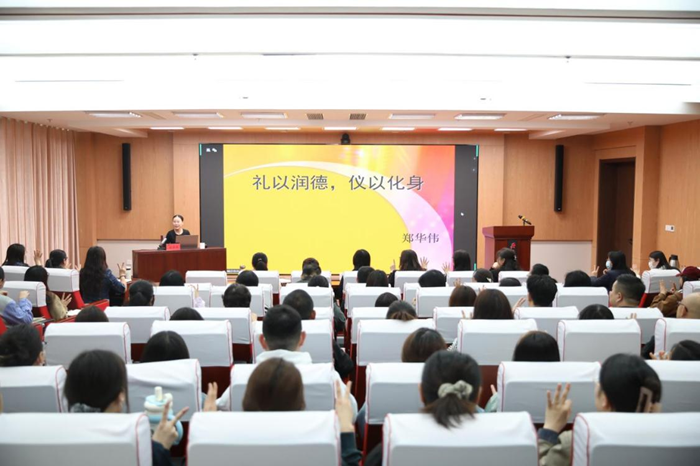 ���ľٰ조������£����Ի�������������ר����ѵ