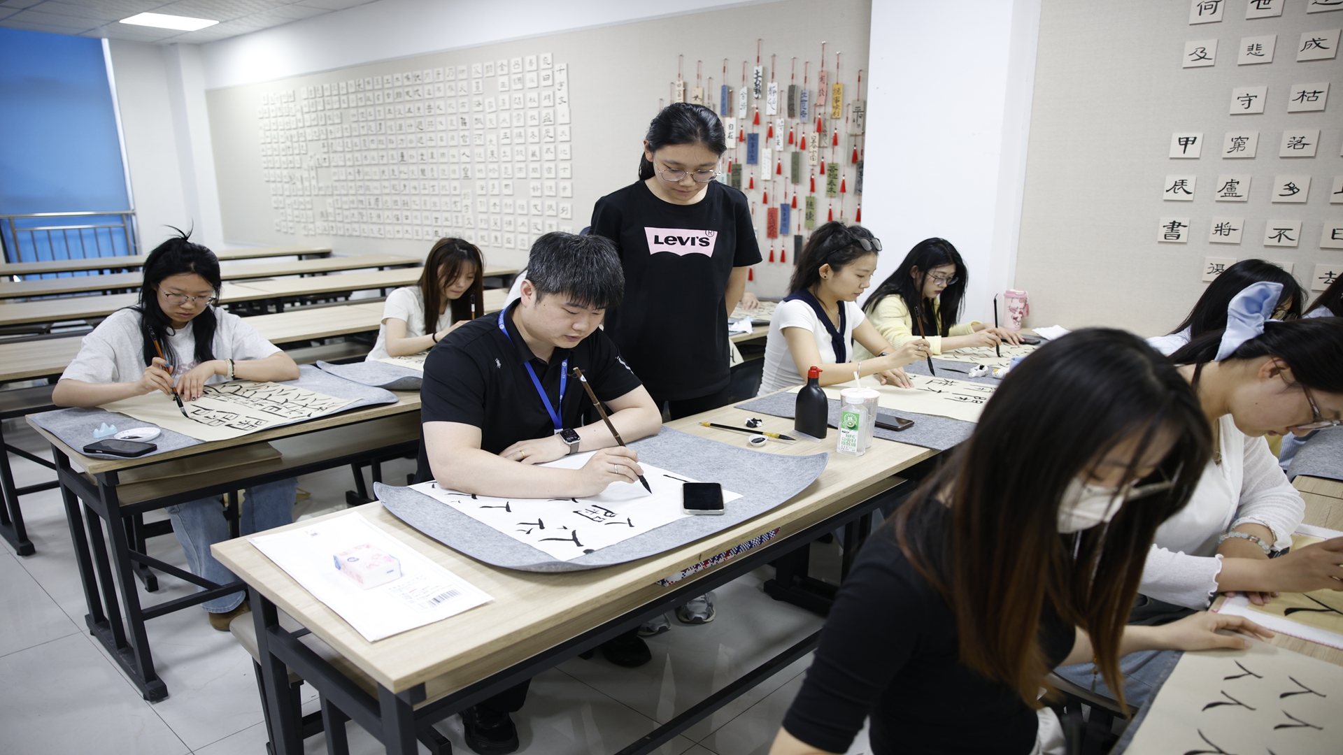 1780903014834903.jpg 5书法室.jpg
