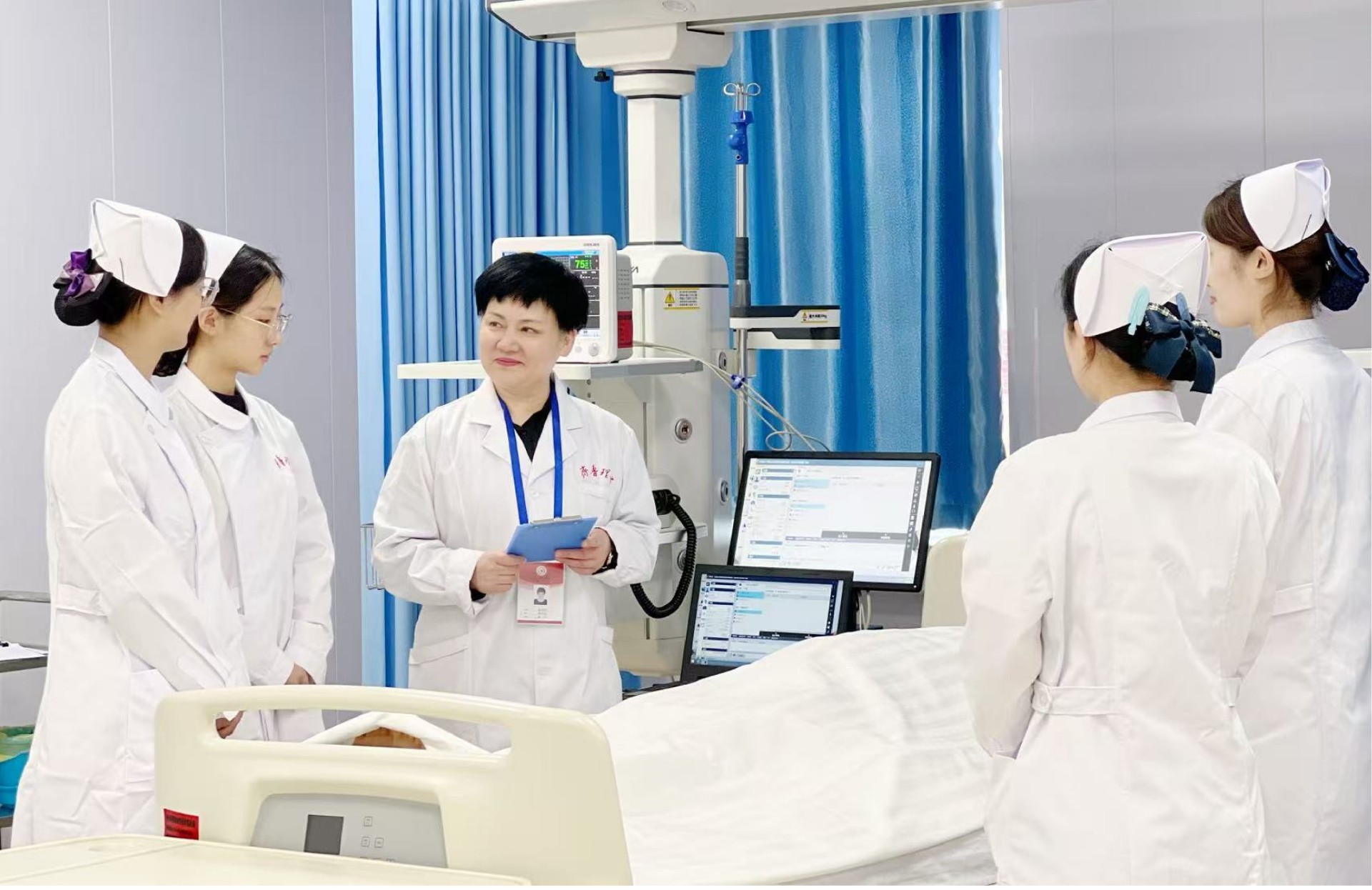 1780905583156581.jpg 9.学生操作-心力衰竭患者的护理.jpg