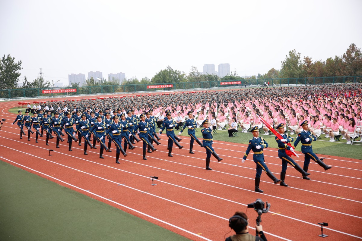 1790054378329962.jpg 3国旗护卫队入场 (7).jpg